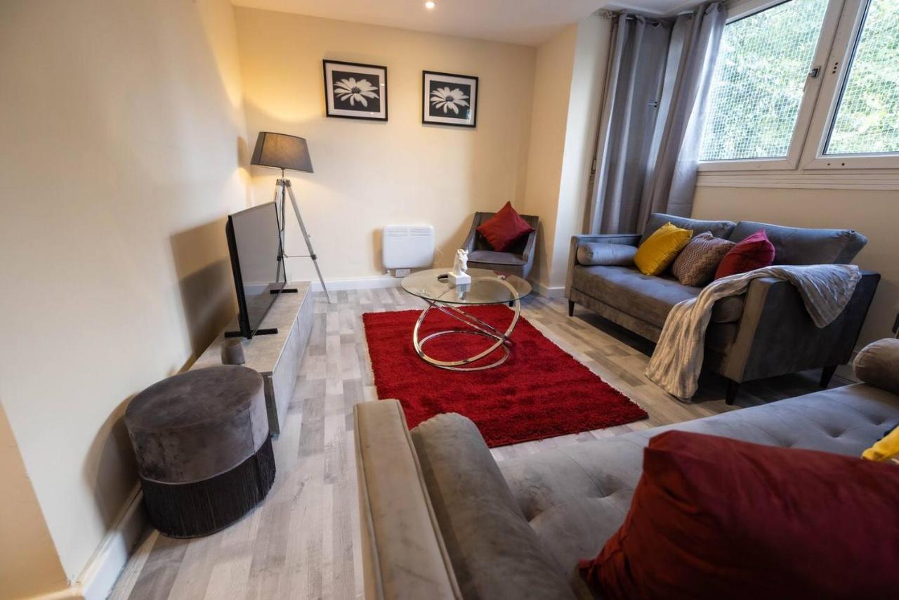 Appartamento 3 Bedroomflat-free Parking-wifi-parking-8people Londra